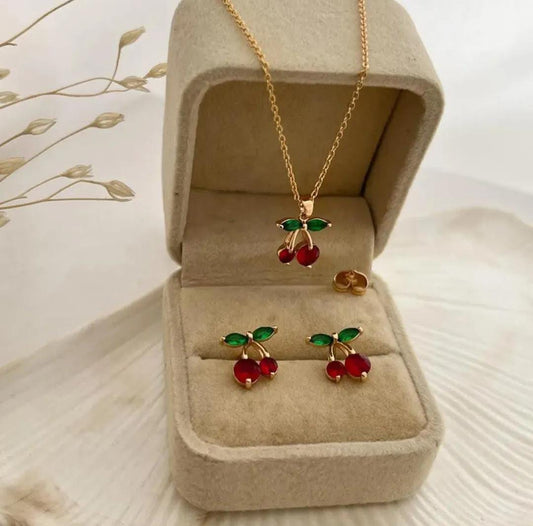 Set Collar y Aretes de Cereza 🍒- Regalo Dulce para Mamá